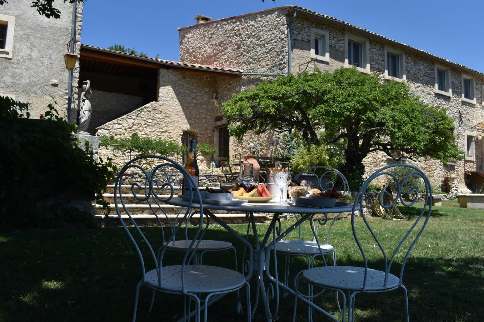 Le Domaine De Piedmoure, Gites Et Chambres D'Hotes, Piscine, Terrasses Privatives Sault Extérieur photo